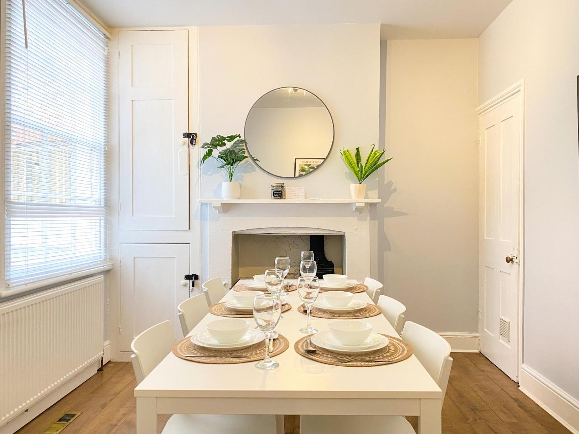 Stylish 3-Bedroom Home In Canterbury City-Centre - Superb Location! Eksteriør billede